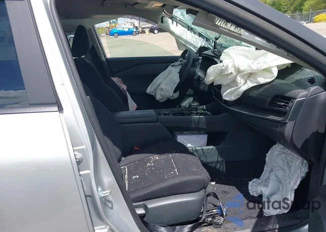 5N1BT3AB4RC752034: 42201340