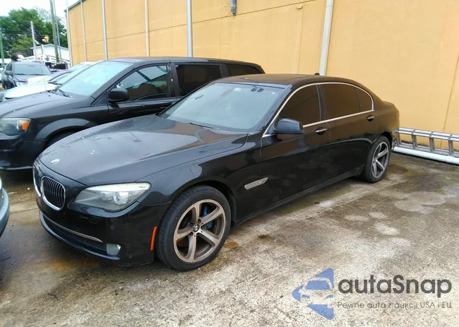 WBAKC8C58CC435970: 42201364