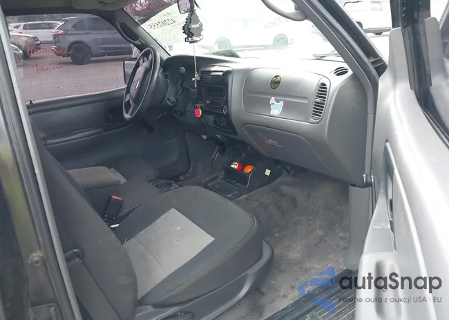 1FTYR10D68PA89237: 42202555