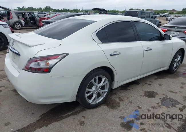 1N4AA5AP5EC907414: 42202677