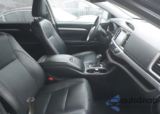 5TDJZRFH0JS887299: 42202813