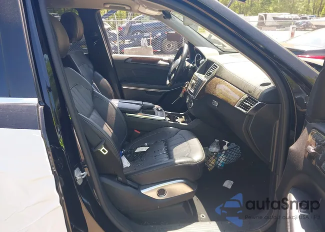 4JGDF7CE9DA220409: 42202851