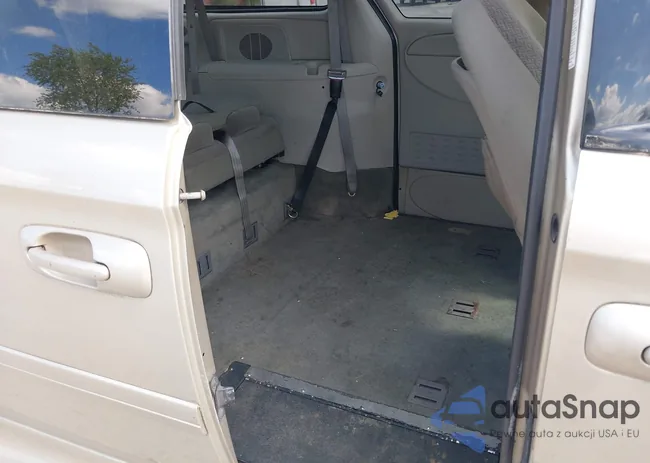 2D4GP44L85R596416: 42202922