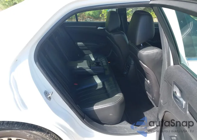 2C3CCAGG8CH141352: 42202934