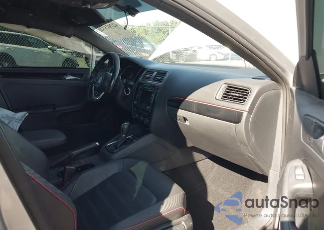 3VW4S7AJXFM345552: 42202133