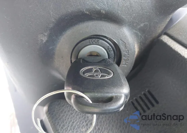 2T1BURHE6FC333402: 42202169