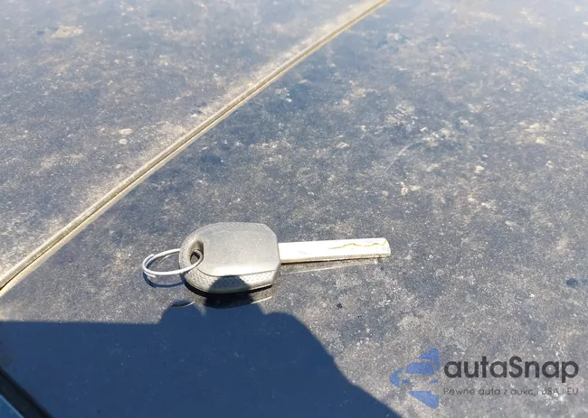 KMHTC6AD4CU070537: 42202272