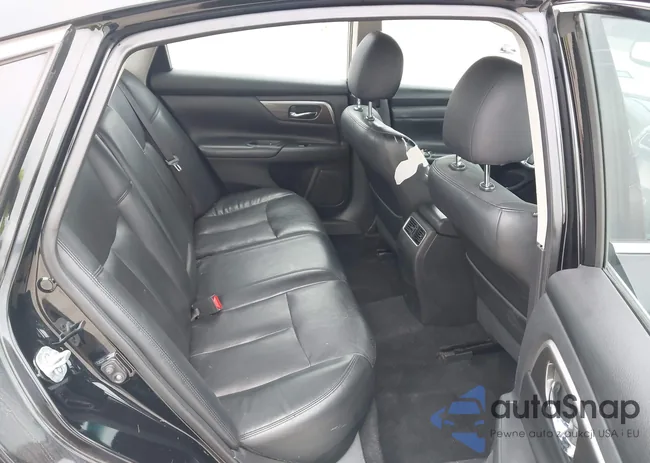 1N4AL3AP4FN863927: 42202359