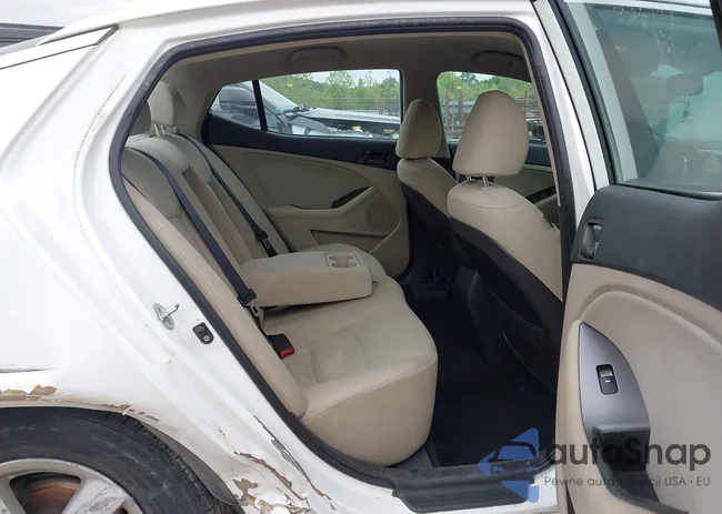 KNAGM4A78F5653027: 42203490