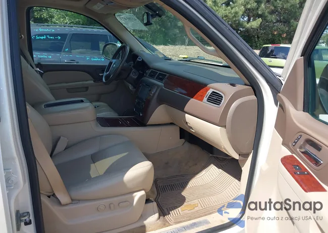 1GNSKCE07DR326996: 42203073