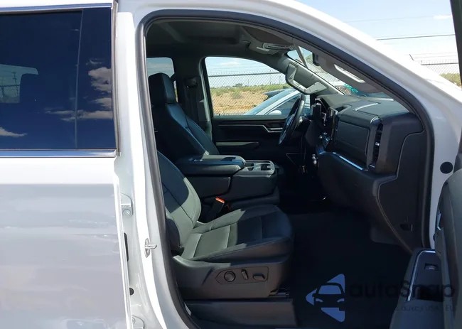 3GTUUDED3RG390318: 42203104