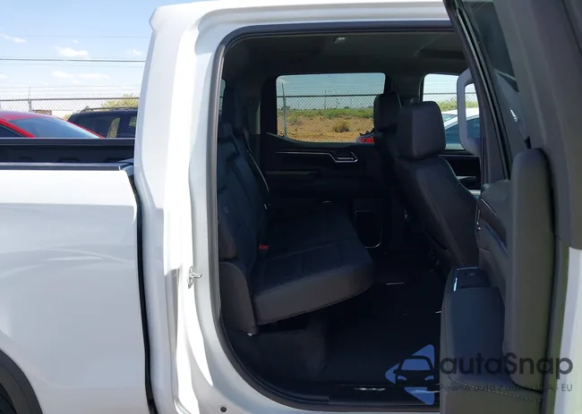 3GTUUDED3RG390318: 42203104