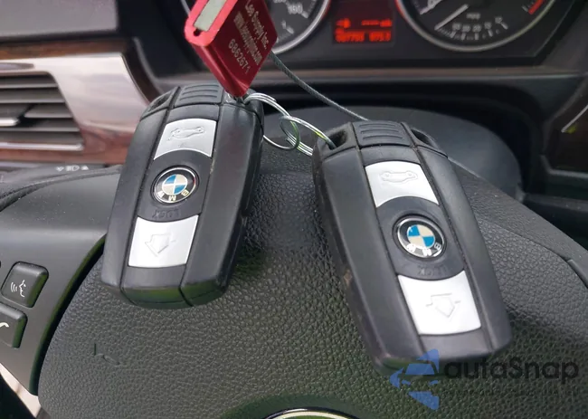 WBAPH7C50BE678967: 42203171