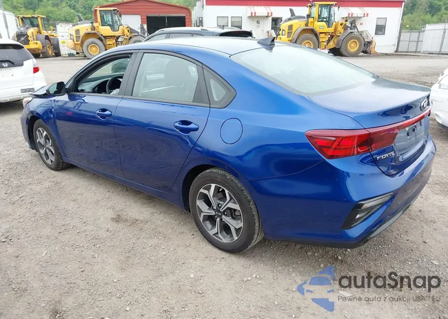 3KPF24AD4KE124571: 42203196