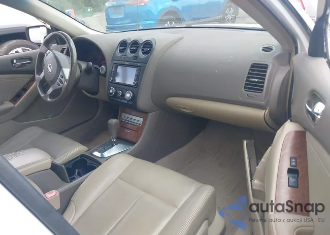 1N4AL21E39N471549: 42203365