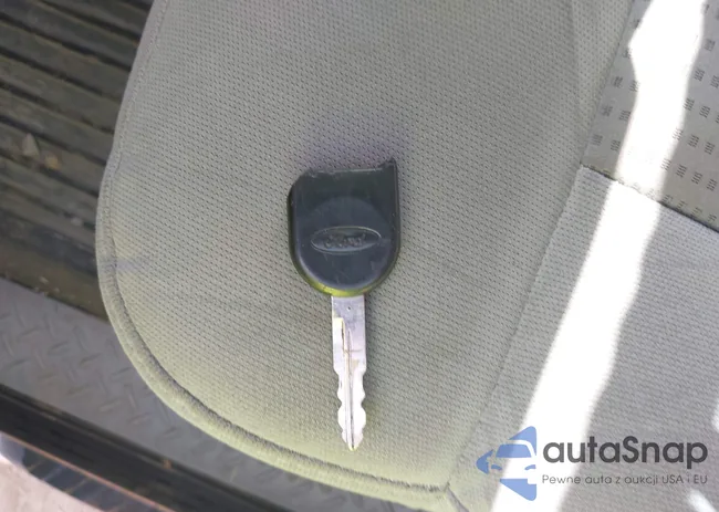 1FTPW14V88FA65700: 42204460