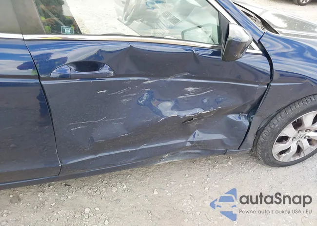 1HGCP26799A104570: 42204536