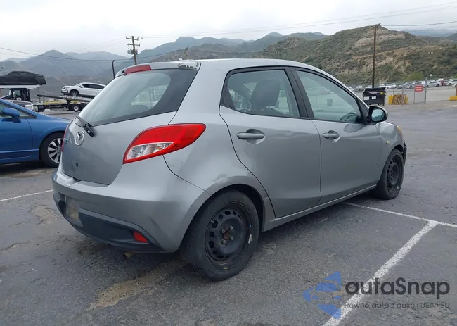 JM1DE1KZ0C0139554: 42204773