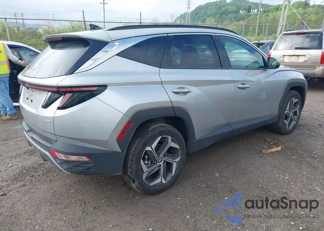 5NMJECDE1RH363885: 42204779