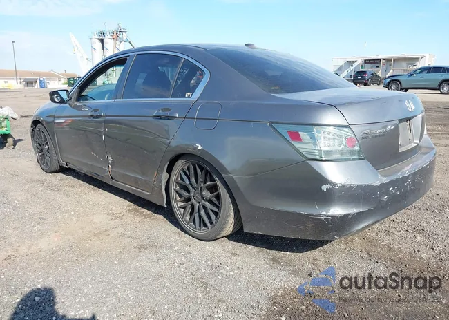 1HGCP26868A134083: 42204808