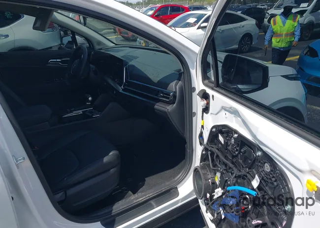 5XYK33DF2SG311085: 42204927