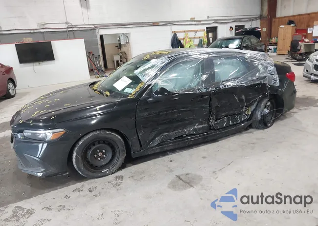 2HGFE2F25PH530598: 42204976