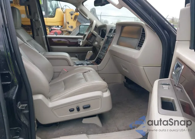 5LMJJ2J50EEL03760: 42205444