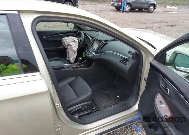 2G1115SL5F9233949: 42205570