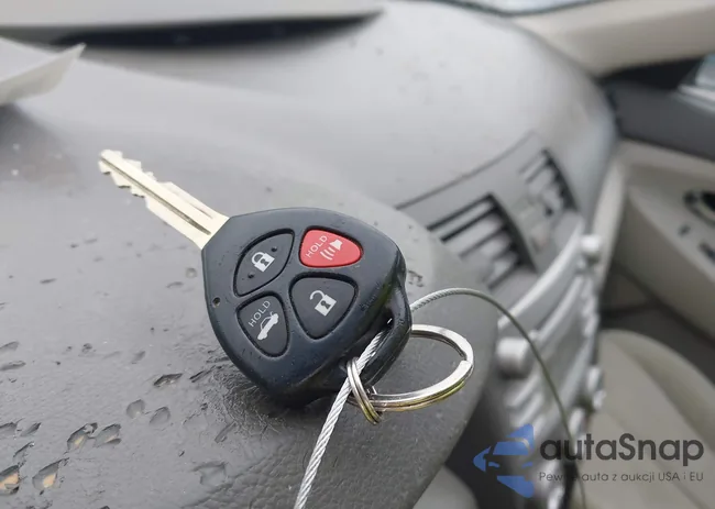 4T1BF3EK4AU542680: 42205580