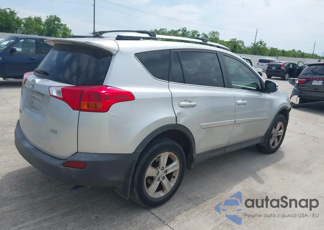 JTMWFREV2DD001165: 42205634