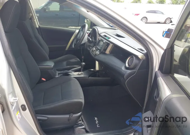 JTMWFREV2DD001165: 42205634