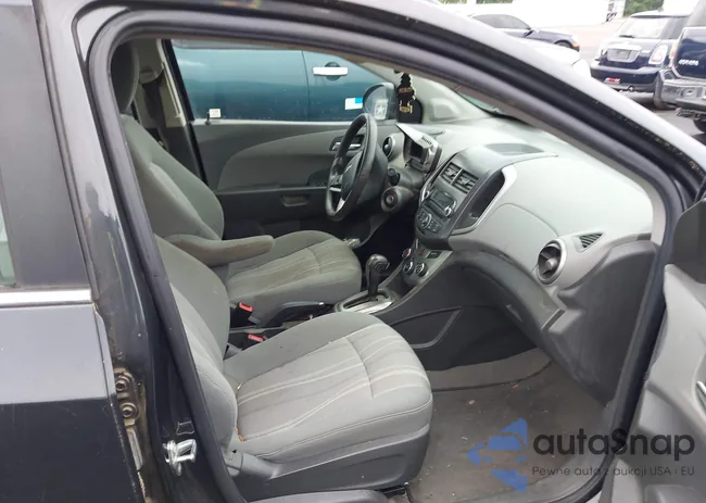 1G1JC5SHXF4199192: 42205657