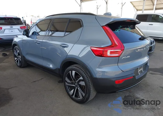 YV4L12UX9P2952245: 42205666