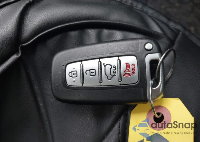 KMHTC6AD6CU021176: 42205695