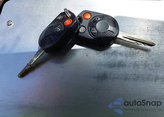 3FAHP0HA2CR353765: 42205767