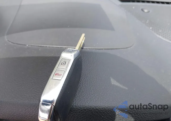 KNDEUCAA8M7184183: 42205774