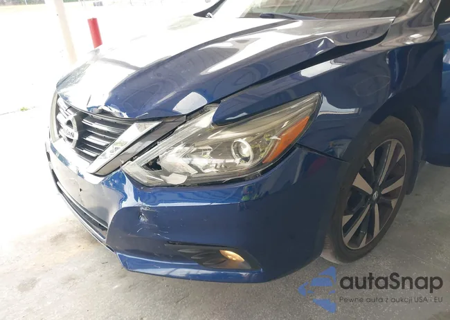 1N4AL3AP5JC111271: 42205814