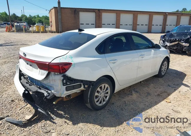 3KPF24AD5LE184392: 42205969