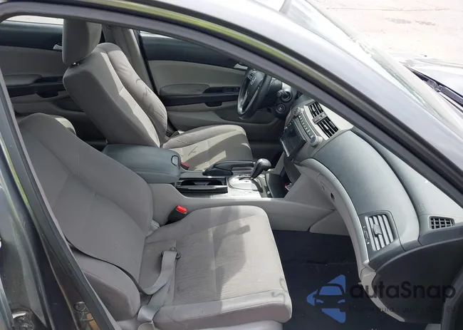 1HGCP2F3XCA195790: 42205031