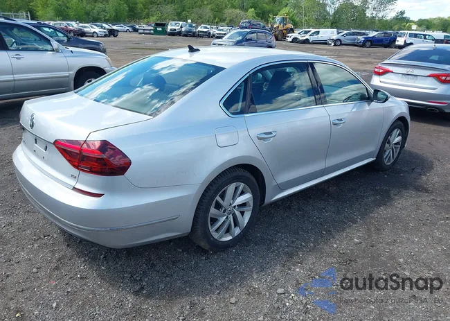 1VWBA7A38JC004818: 42205205