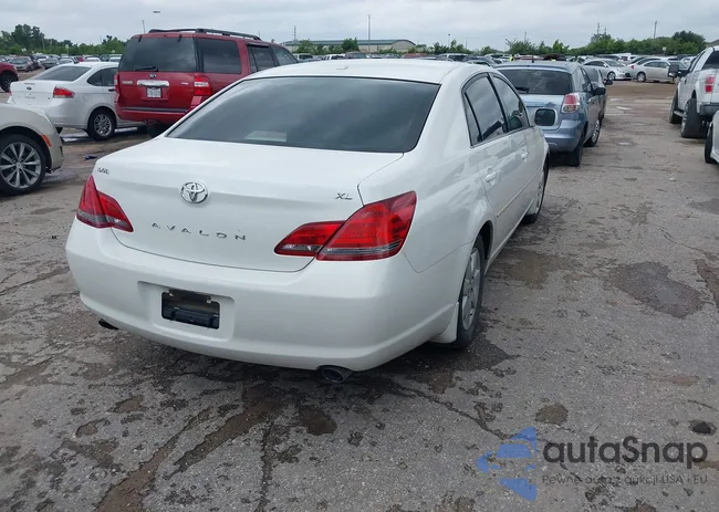 4T1BK36B99U351195: 42205260