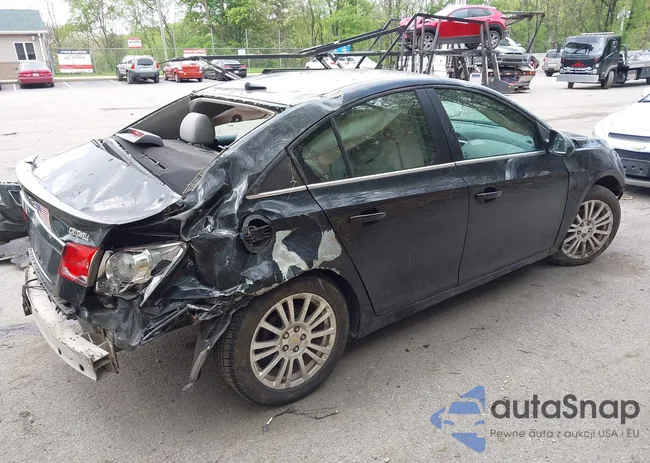 1G1PJ5SC0C7334923: 42205268