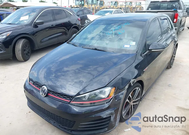 3VW547AU3HM043628: 42205345