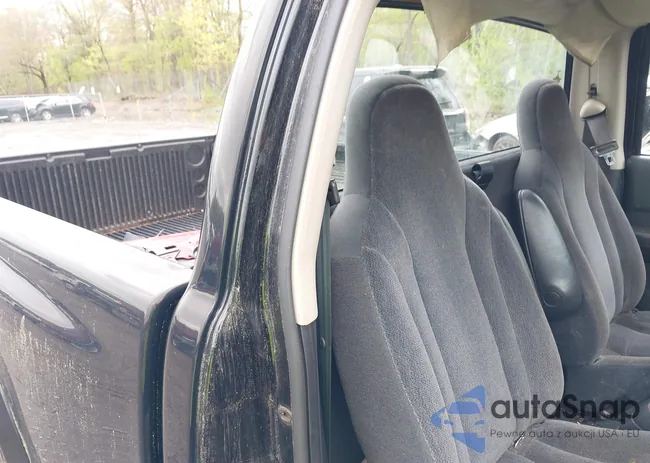 1D7GG16K44S588932: 42205360