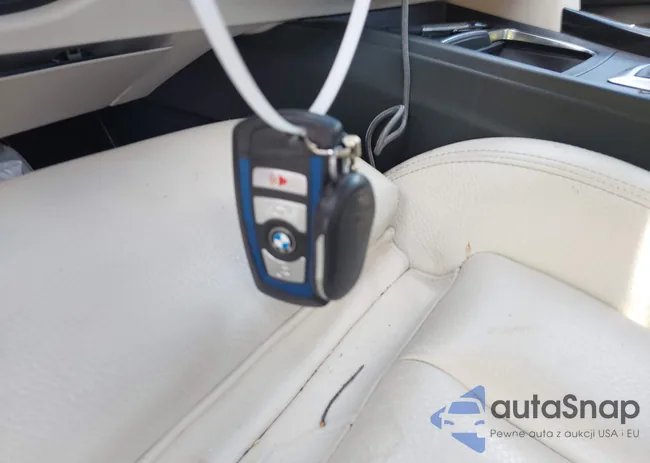 WBA4Z1C50JEC72749: 42205395