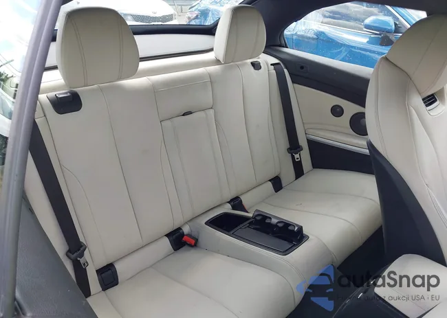 WBA4Z1C50JEC72749: 42205395