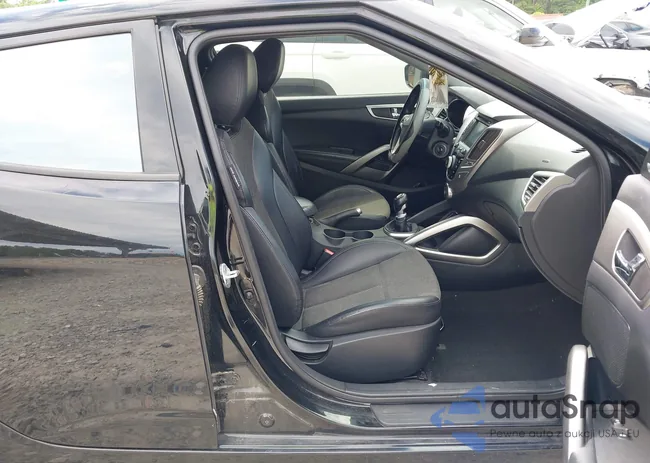 KMHTC6AD3DU084995: 42206427