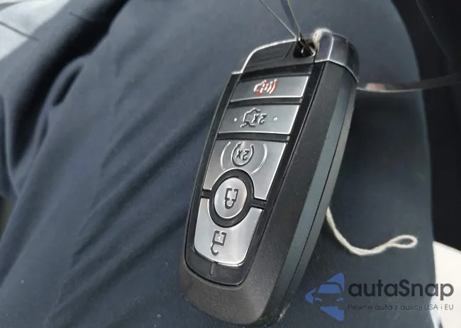 1FA6P8CF3L5168510: 42206570