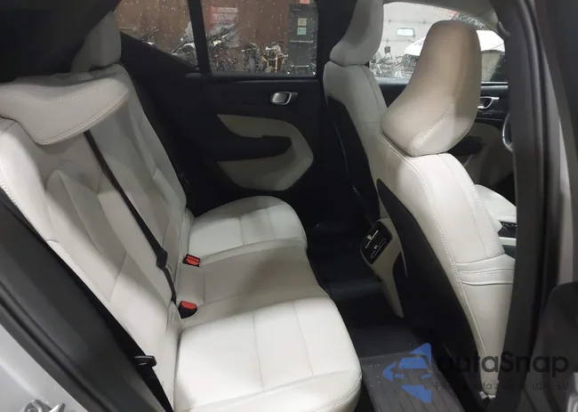 YV4L12UL0R2366601: 42206699