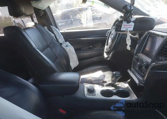 1C4RJFBG7JC245931: 42206747